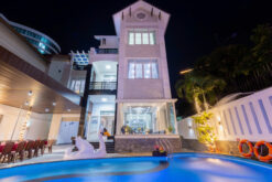 BIỆT THỰ BÃI SAU 09 NGUYỄN TUÂN (LHP nối dài cũ)