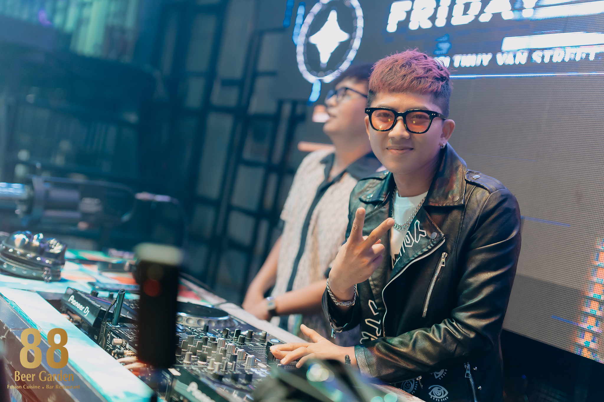 88 Beer Garden Vũng Tàu: Đánh thức đêm biển bằng nhịp EDM - hình 4