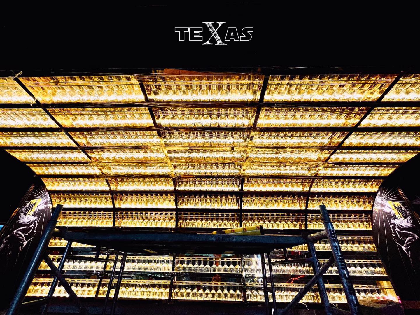 Texas Beer Garden Bà Rịa không gian tiệc bia hải sản quy mô - hình 2