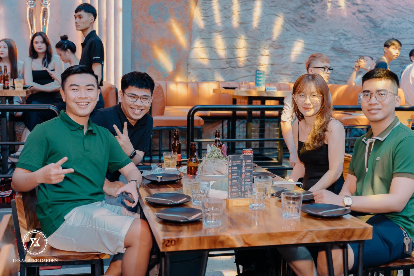 Texas Beer Garden Bà Rịa không gian tiệc bia hải sản quy mô - hình 10