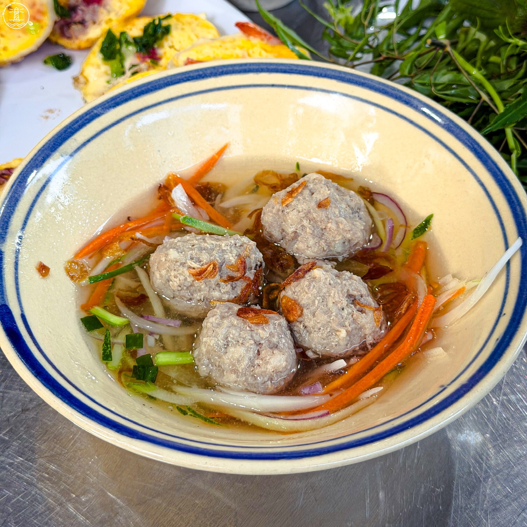 Bánh căn Nha Trang tại Vũng Tàu: Vị tôm mực tươi rói phố Tú Sương - hình 7