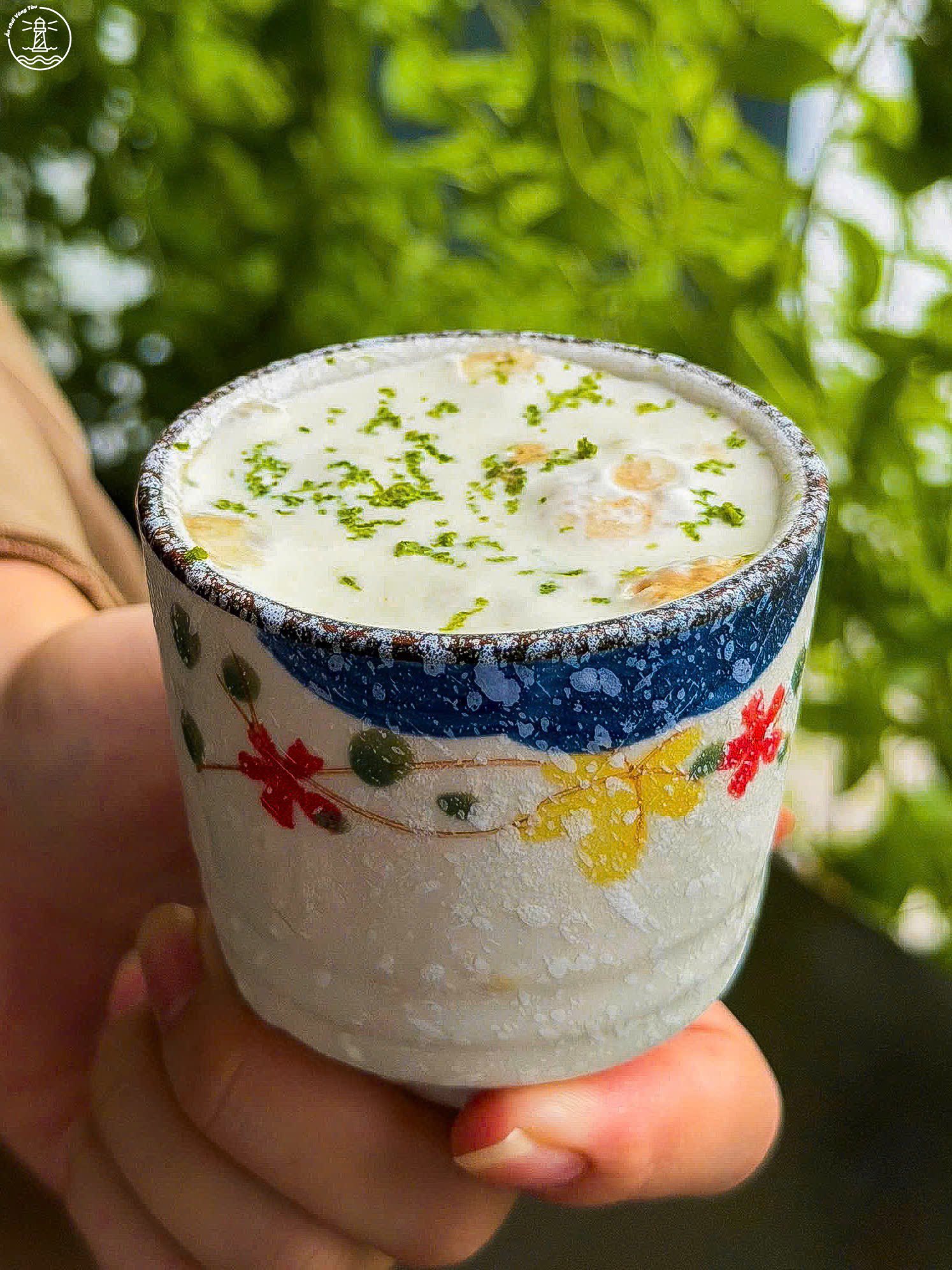 Coffee 96 Vũng Tàu: Trạm sạc xe điện và góc chill xuyên mái - hình 12