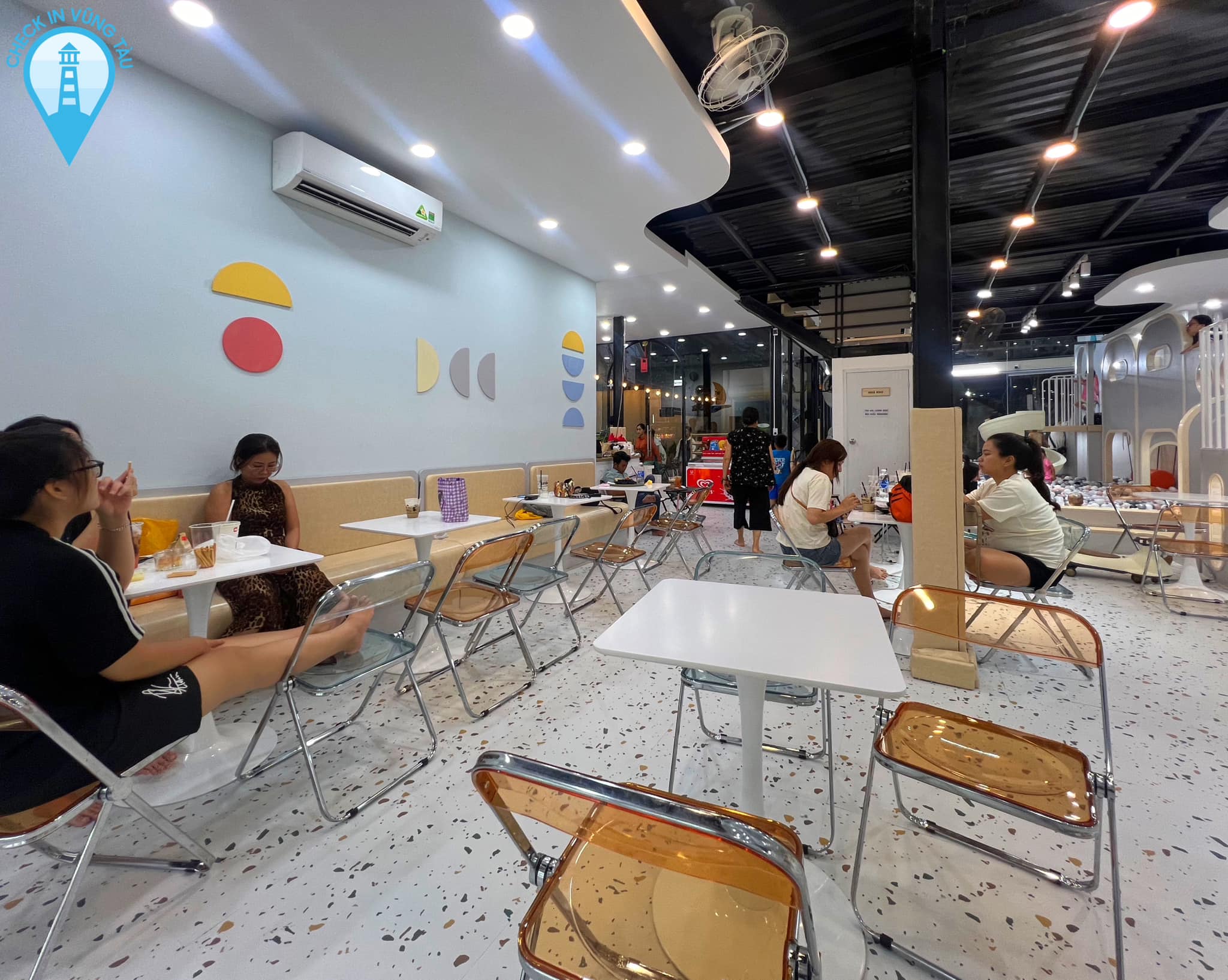 Leona Premium Kids Cafe Vũng Tàu: Thế giới thu nhỏ cho bé - hình 23