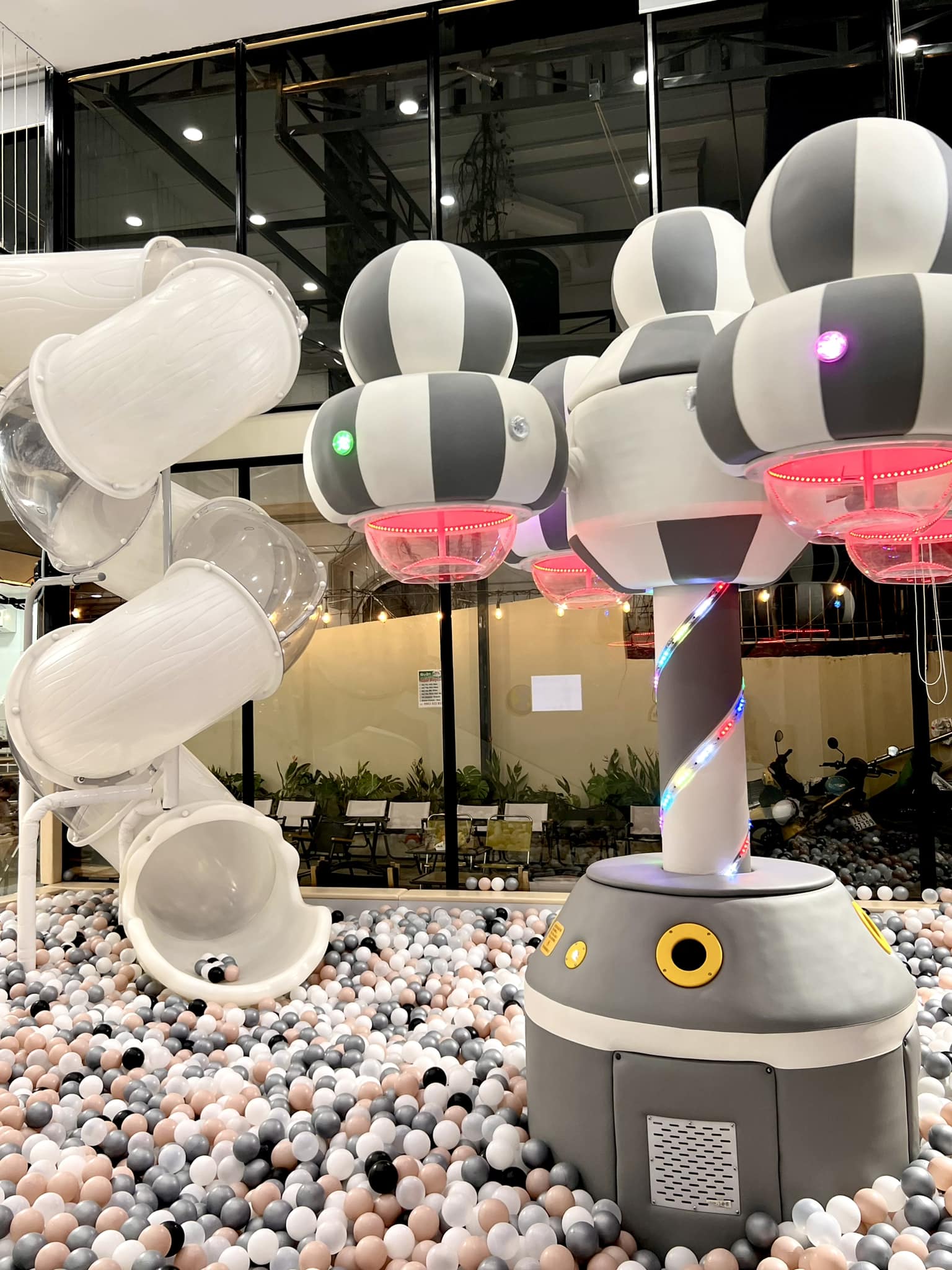 Leona Premium Kids Cafe Vũng Tàu: Thế giới thu nhỏ cho bé - hình 6
