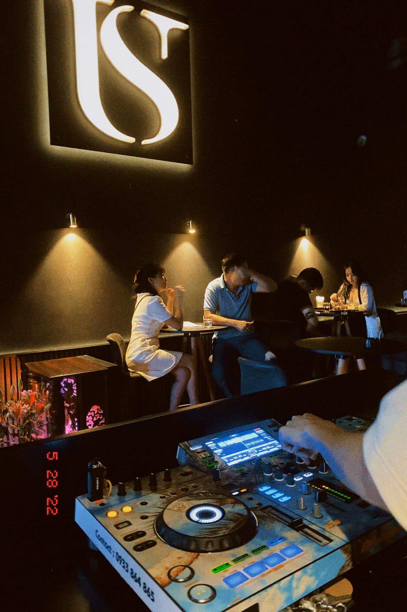 U.S Bar Vung Tau: Góc Chill Đậm Chất Mixology Giữa Lòng Thành Phố - hình 4