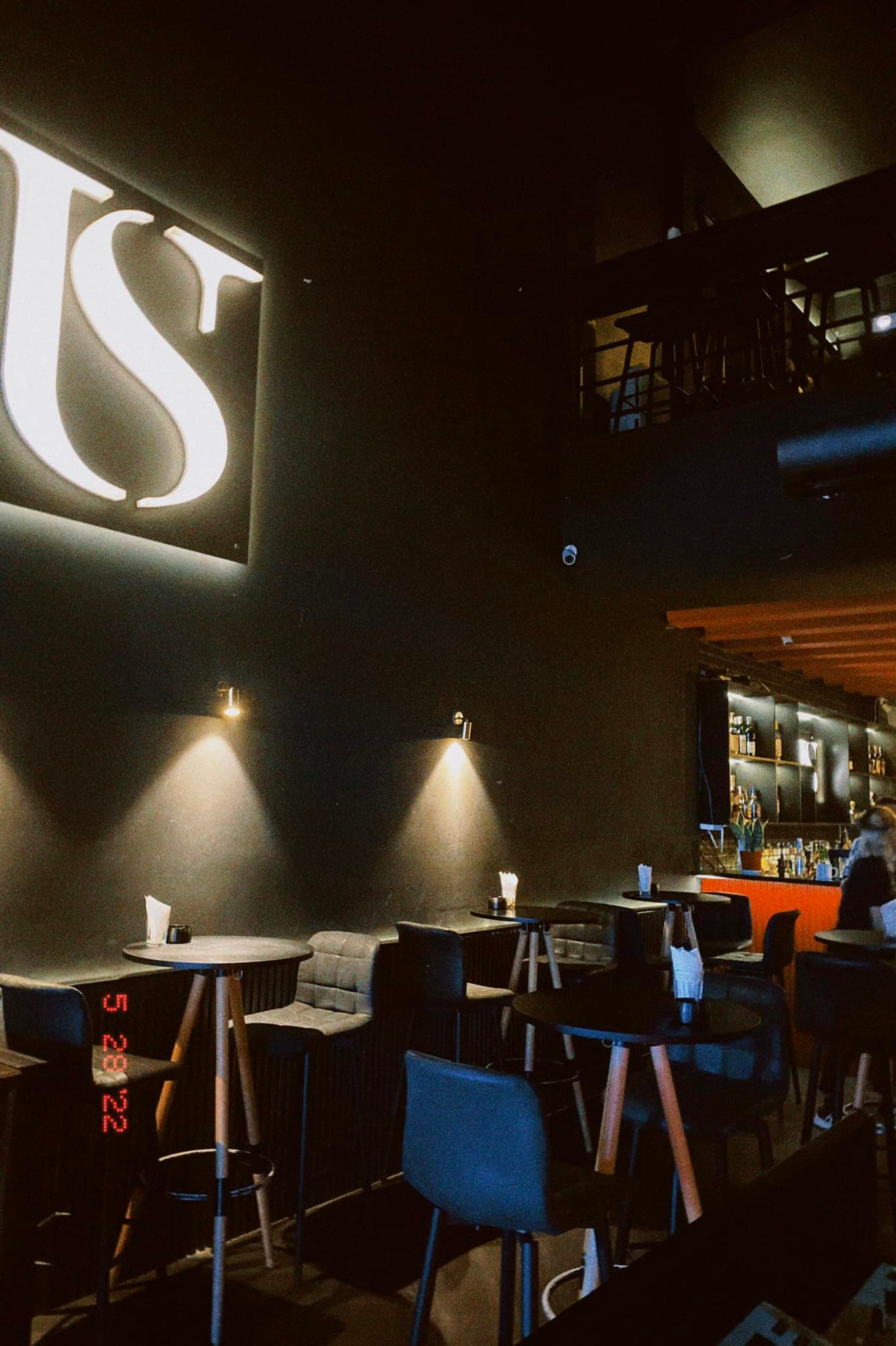 U.S Bar Vung Tau: Góc Chill Đậm Chất Mixology Giữa Lòng Thành Phố - hình 3