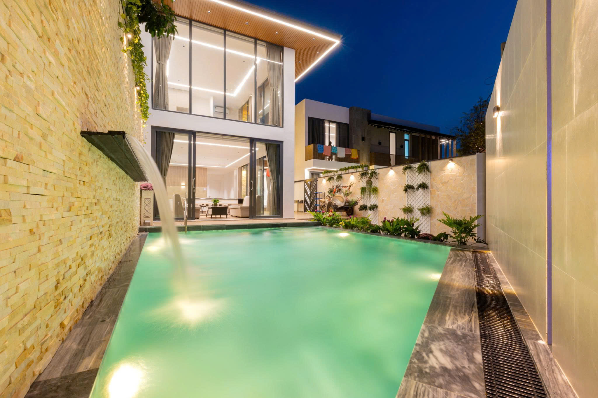 BIỆT THỰ BÃI SAU 09 NGUYỄN HỮU TIẾN