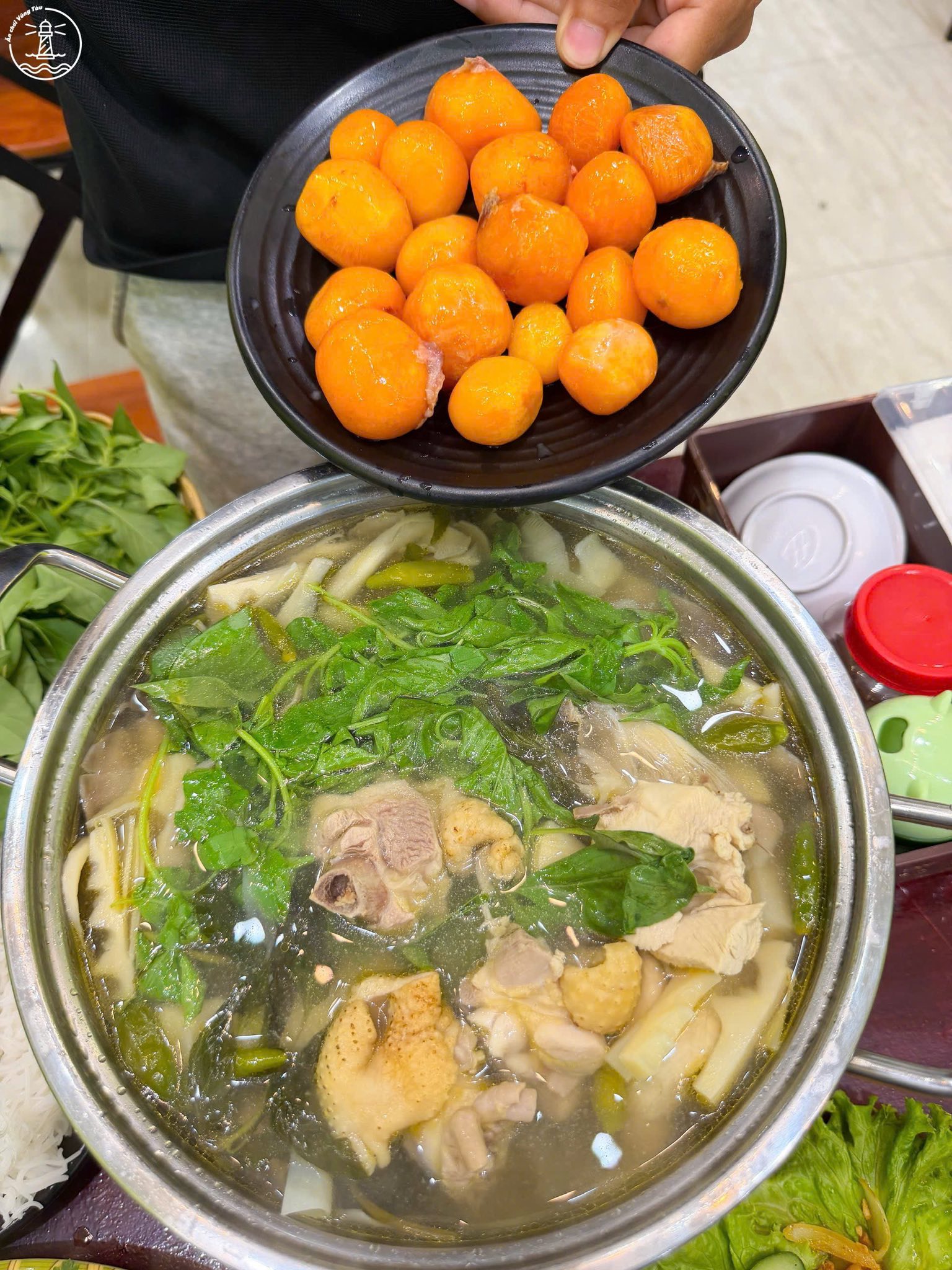 Lẩu Gà Lá É Thanh Xuân Vũng Tàu: Vị Phú Yên giữa lòng phố biển - hình 5