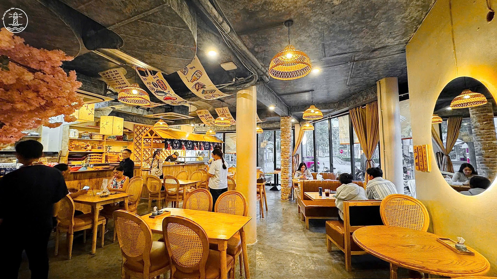 Sushi Bụi Vũng Tàu: Điểm hẹn sushi chay mặn mới lạ và tinh tế - hình 2