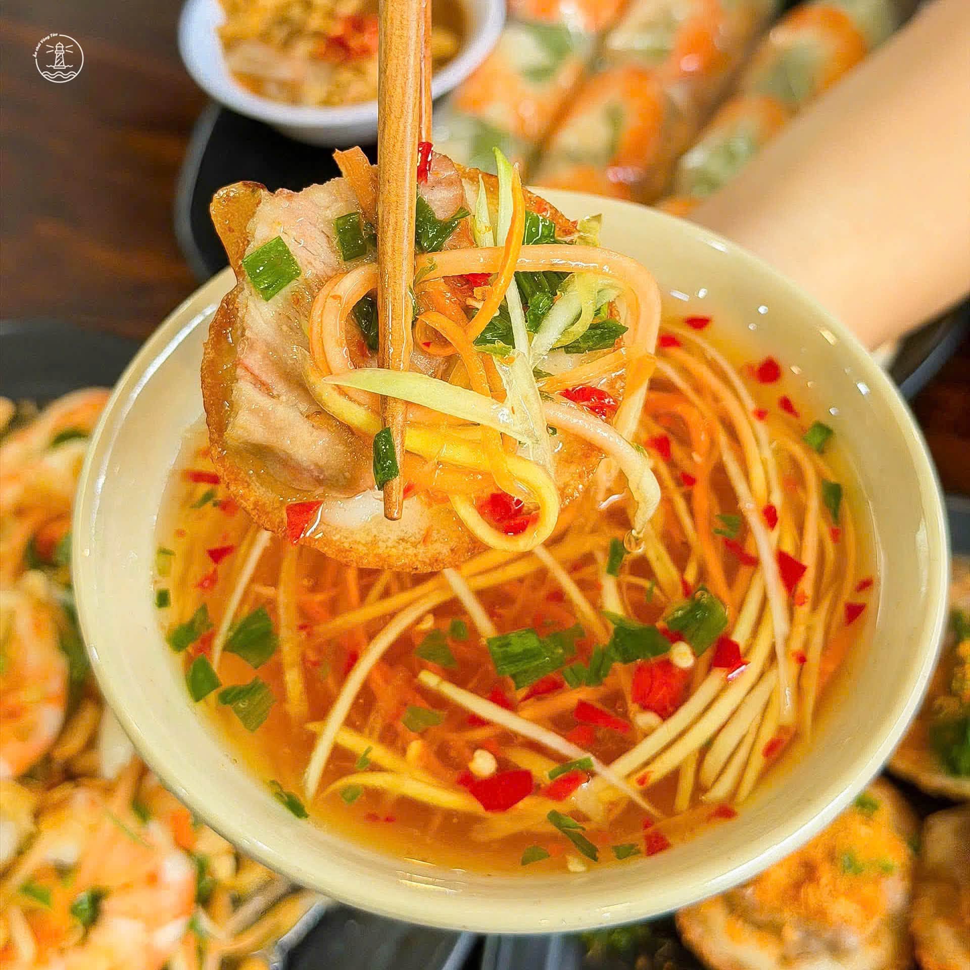 Bánh khọt Dì Hoa Vũng Tàu: Trải nghiệm vị lạ từ cá ngừ đại dương - hình 9