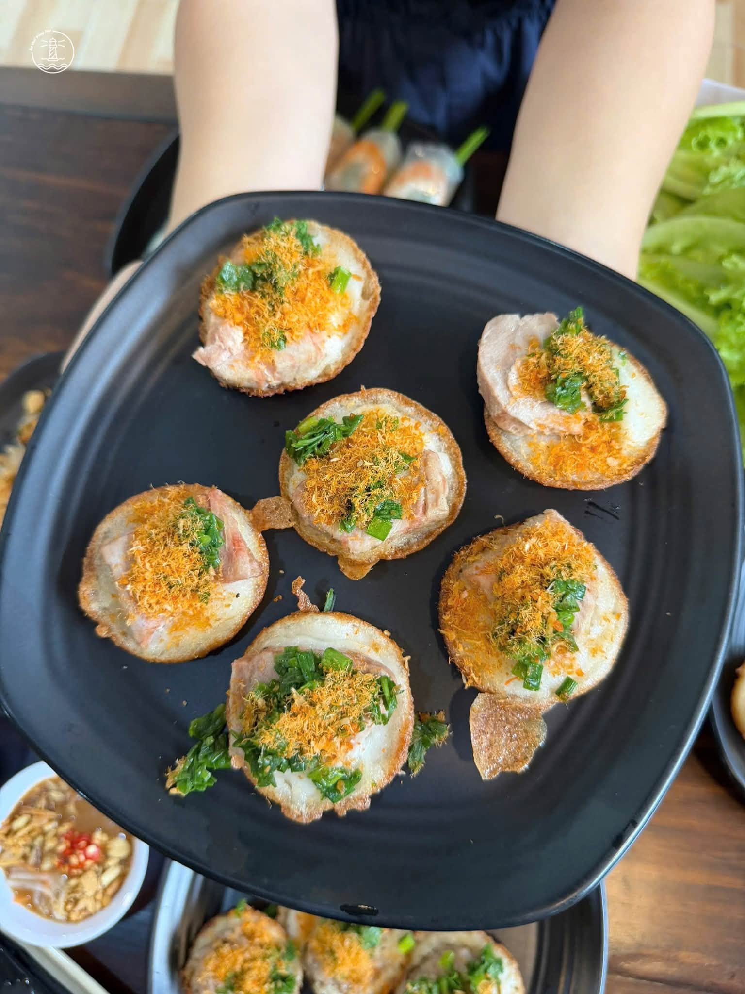 Bánh khọt Dì Hoa Vũng Tàu: Trải nghiệm vị lạ từ cá ngừ đại dương - hình 4
