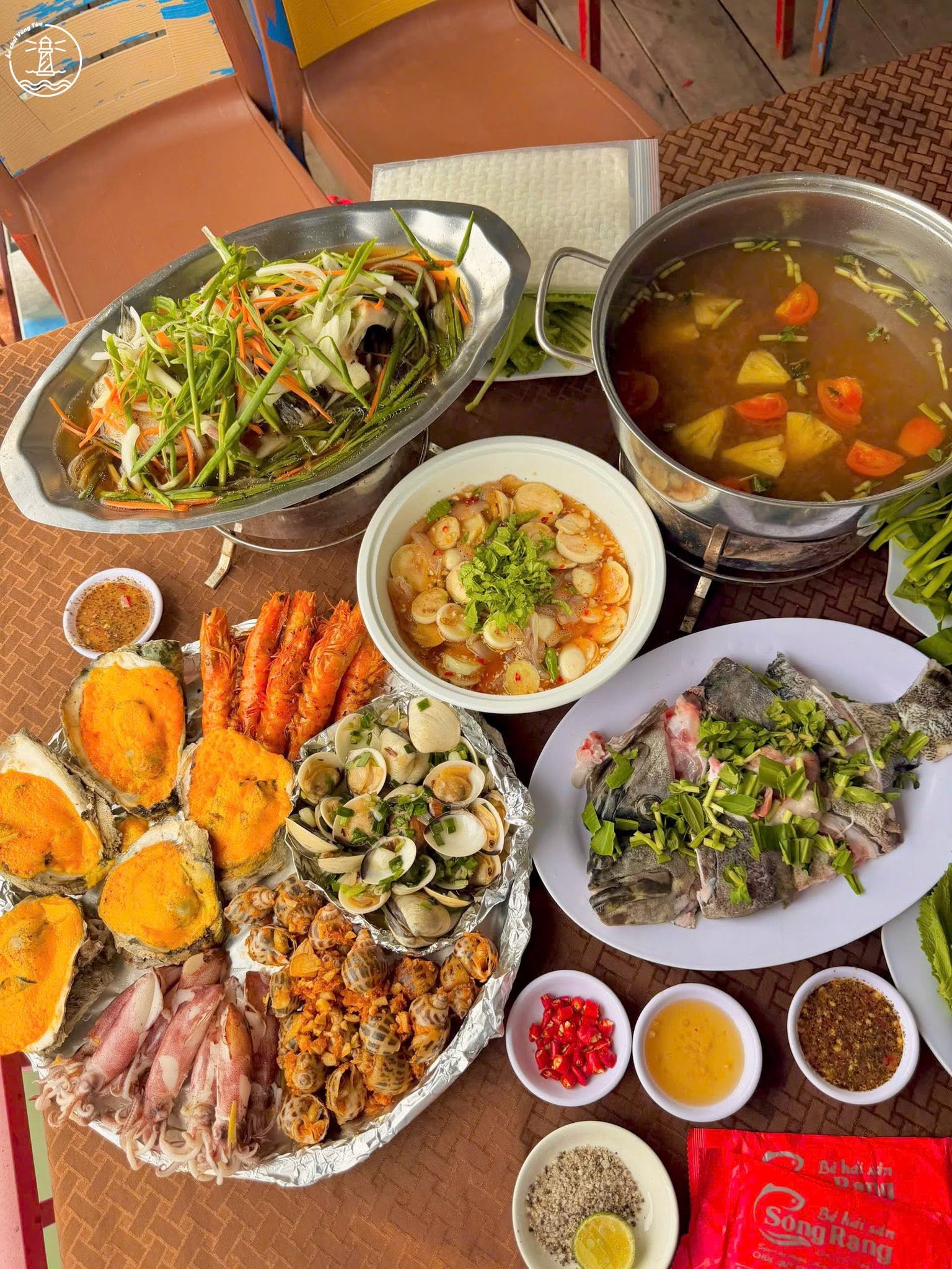 Bè Sông Rạng Long Sơn: Tự tay bắt cá, thưởng thức hải sản tươi - hình 5