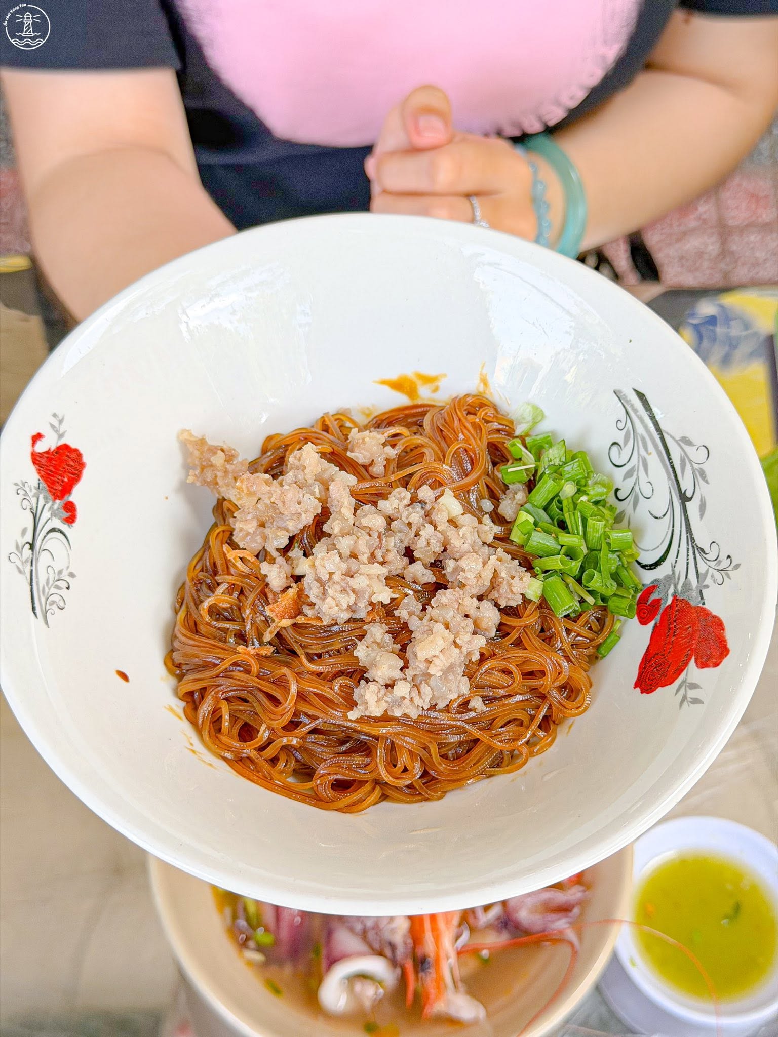 Bún Hải Sản Văn Thơm Vũng Tàu: Trải Nghiệm Vị Biển Tươi Ngon - hình 9