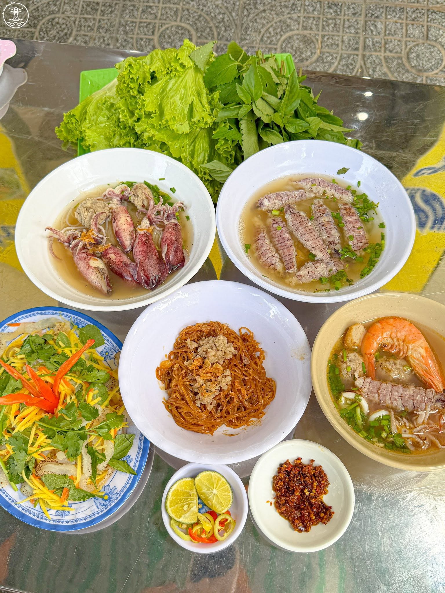 Bún Hải Sản Văn Thơm Vũng Tàu: Trải Nghiệm Vị Biển Tươi Ngon - hình 2