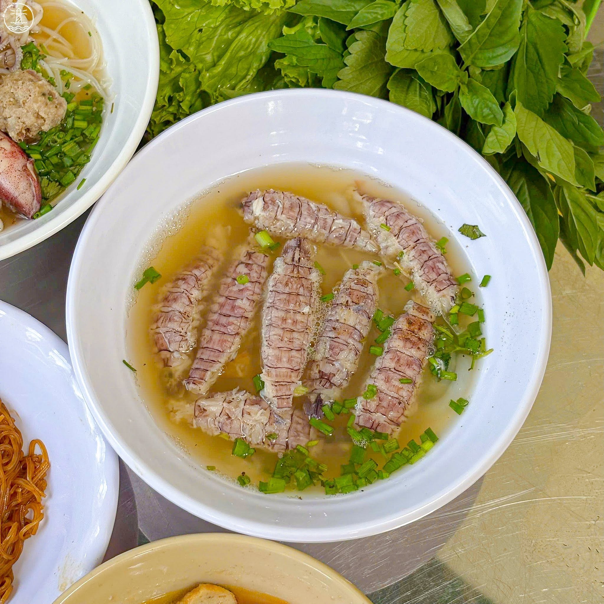 Bún Hải Sản Văn Thơm Vũng Tàu: Trải Nghiệm Vị Biển Tươi Ngon - hình 11