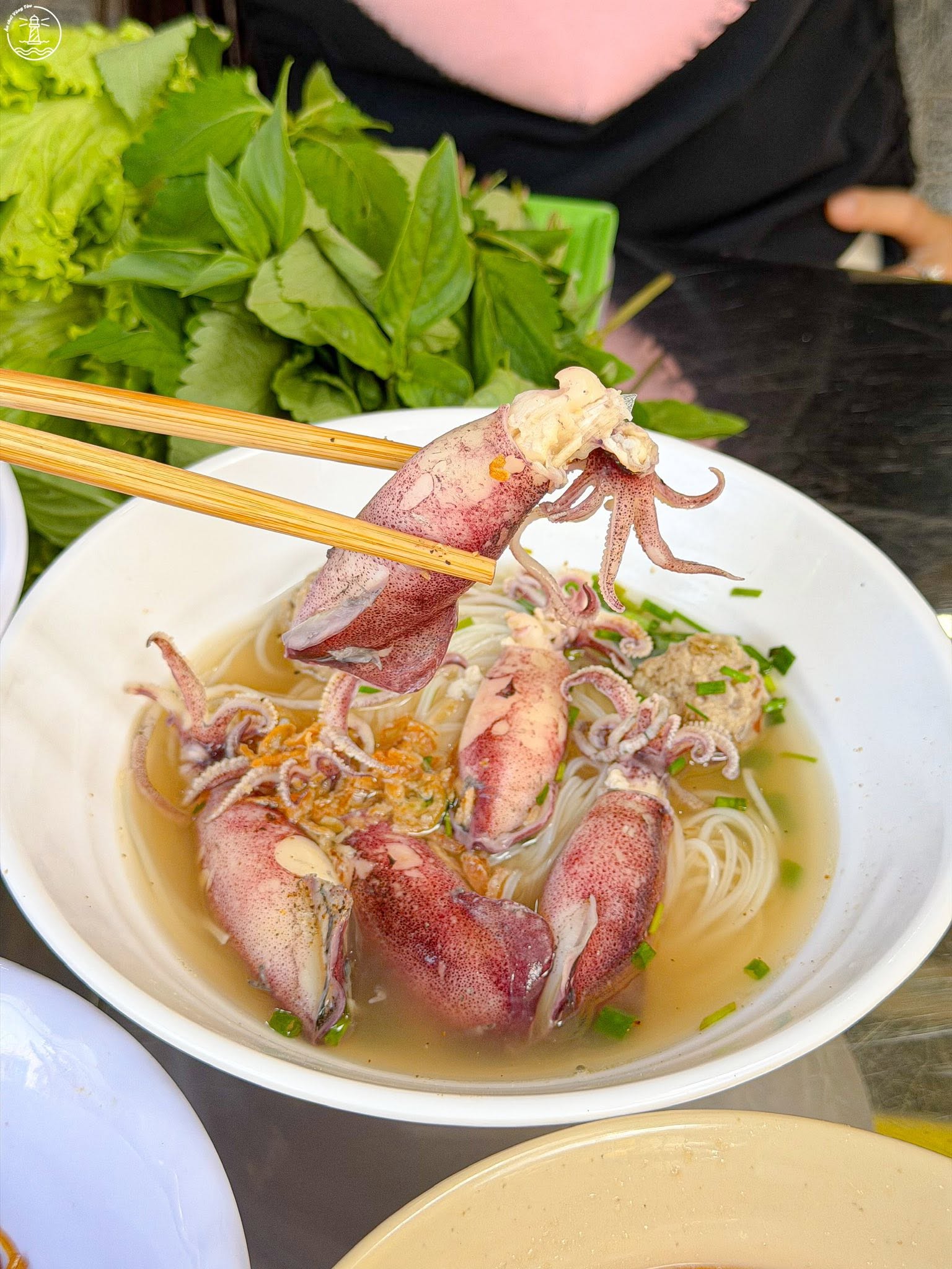 Bún Hải Sản Văn Thơm Vũng Tàu: Trải Nghiệm Vị Biển Tươi Ngon - hình 3