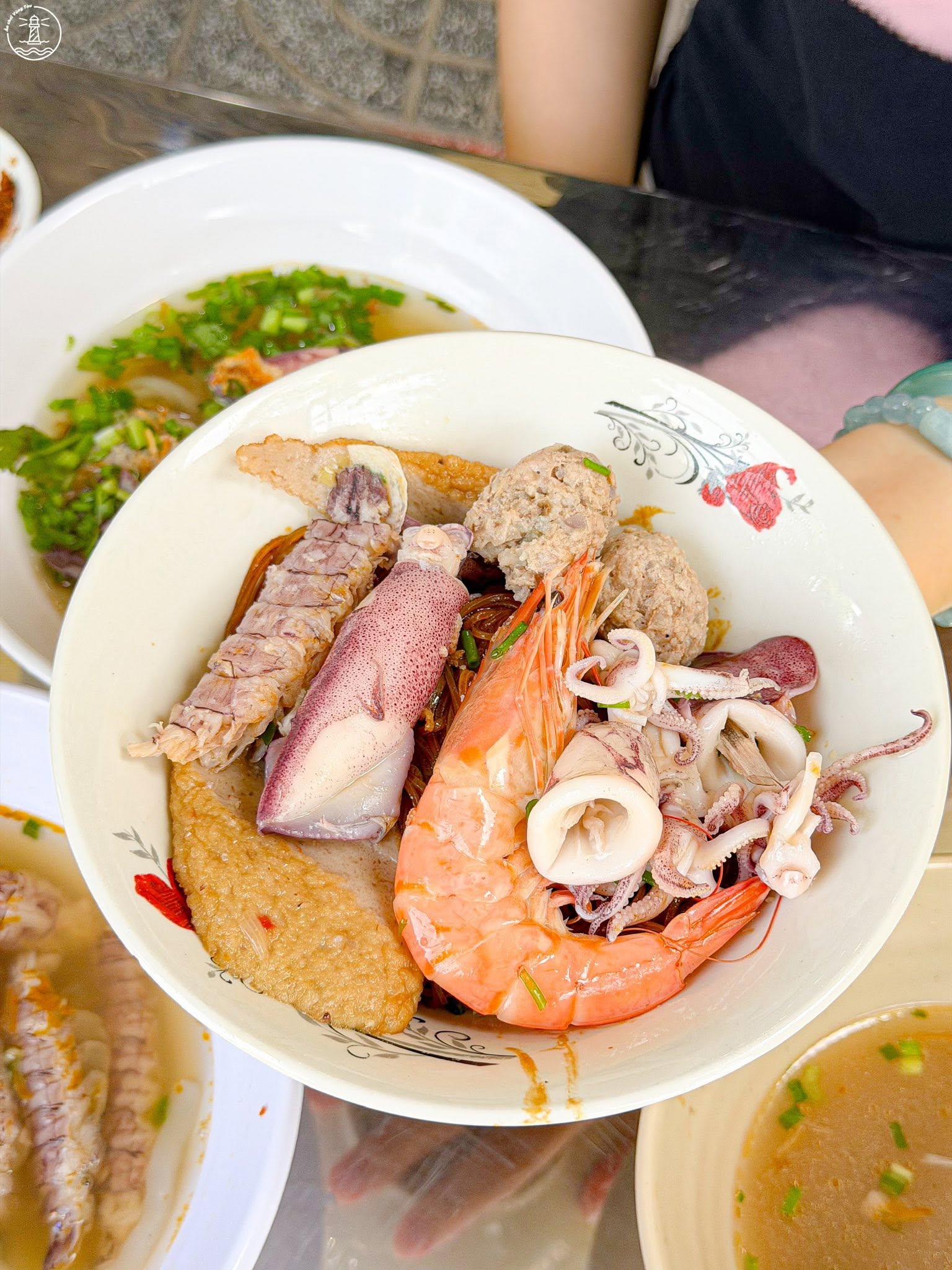 Bún Hải Sản Văn Thơm Vũng Tàu: Trải Nghiệm Vị Biển Tươi Ngon - hình 8