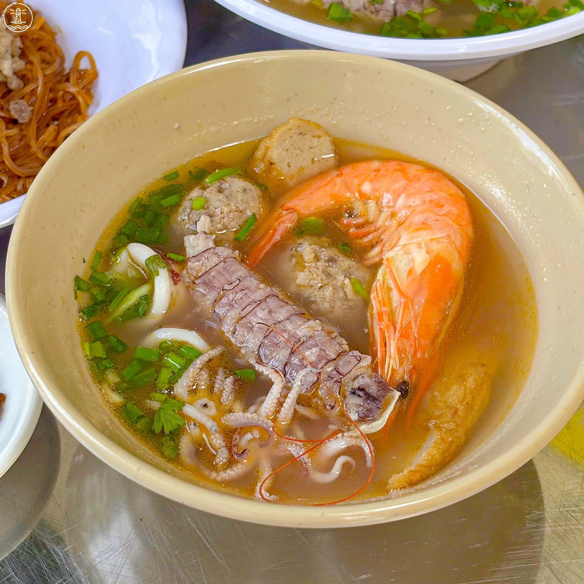 Bún Hải Sản Văn Thơm Vũng Tàu: Trải Nghiệm Vị Biển Tươi Ngon - hình 12
