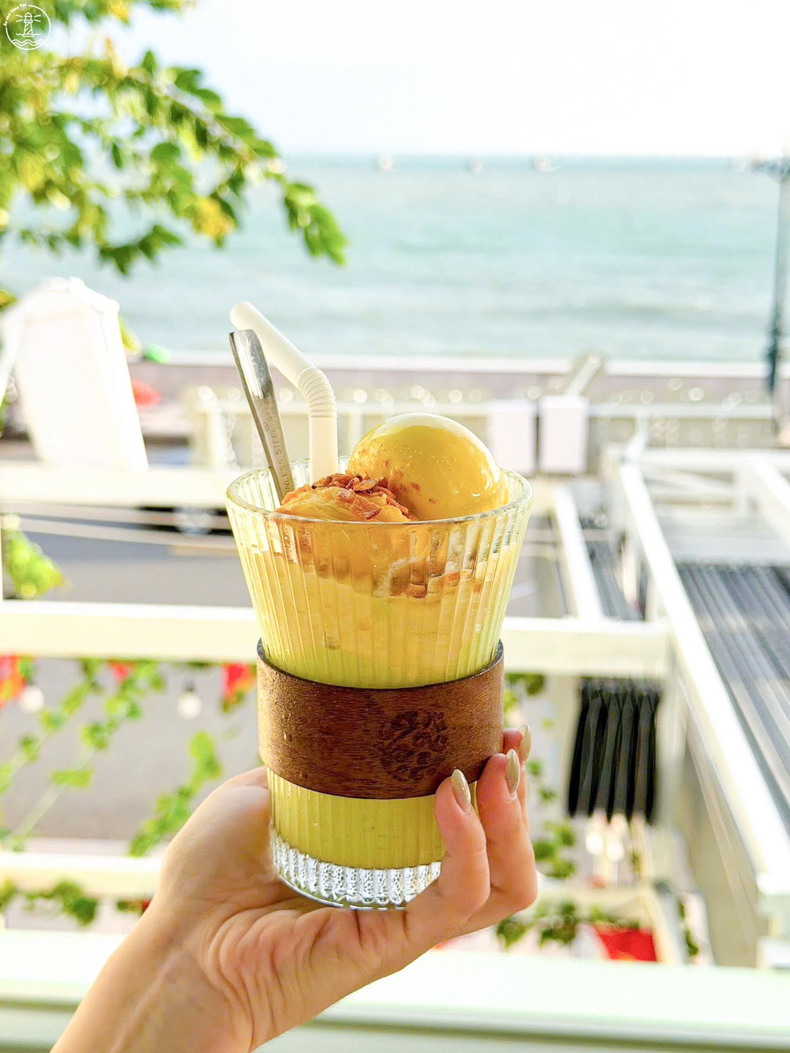 Cafe 360 độ Vũng Tàu: Kem bơ huyền thoại view biển Bãi Trước - hình 12