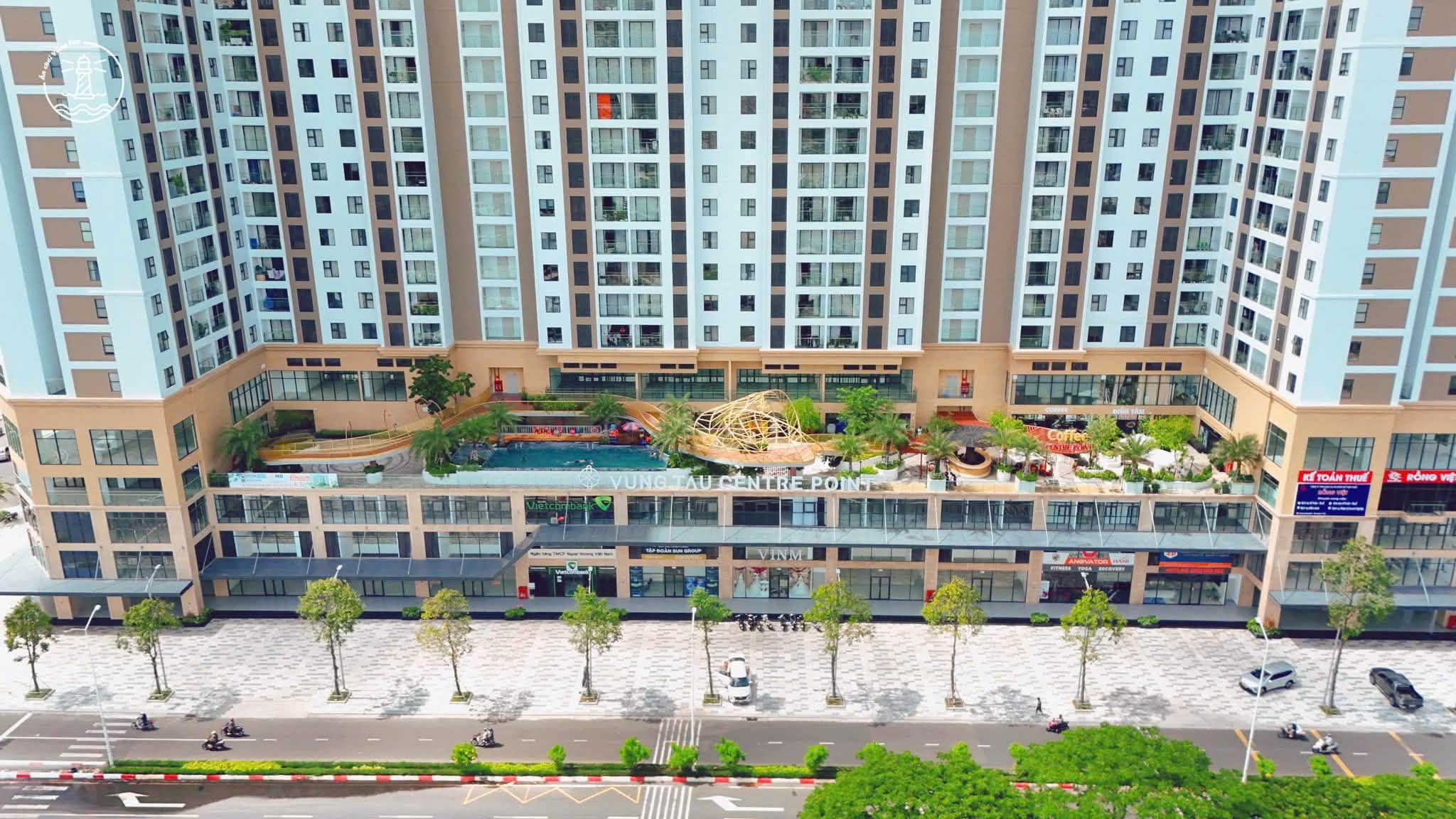 Coffee Vũng Tàu Centre Point: Góc Vườn Treo Ngắm Phố Biển - hình 8