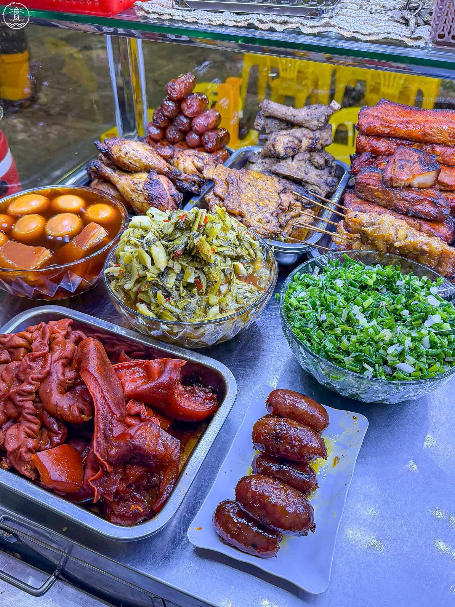 Cơm tấm đêm Anh Huy Vũng Tàu và sức hút sườn nướng mắm kẹo - hình 9