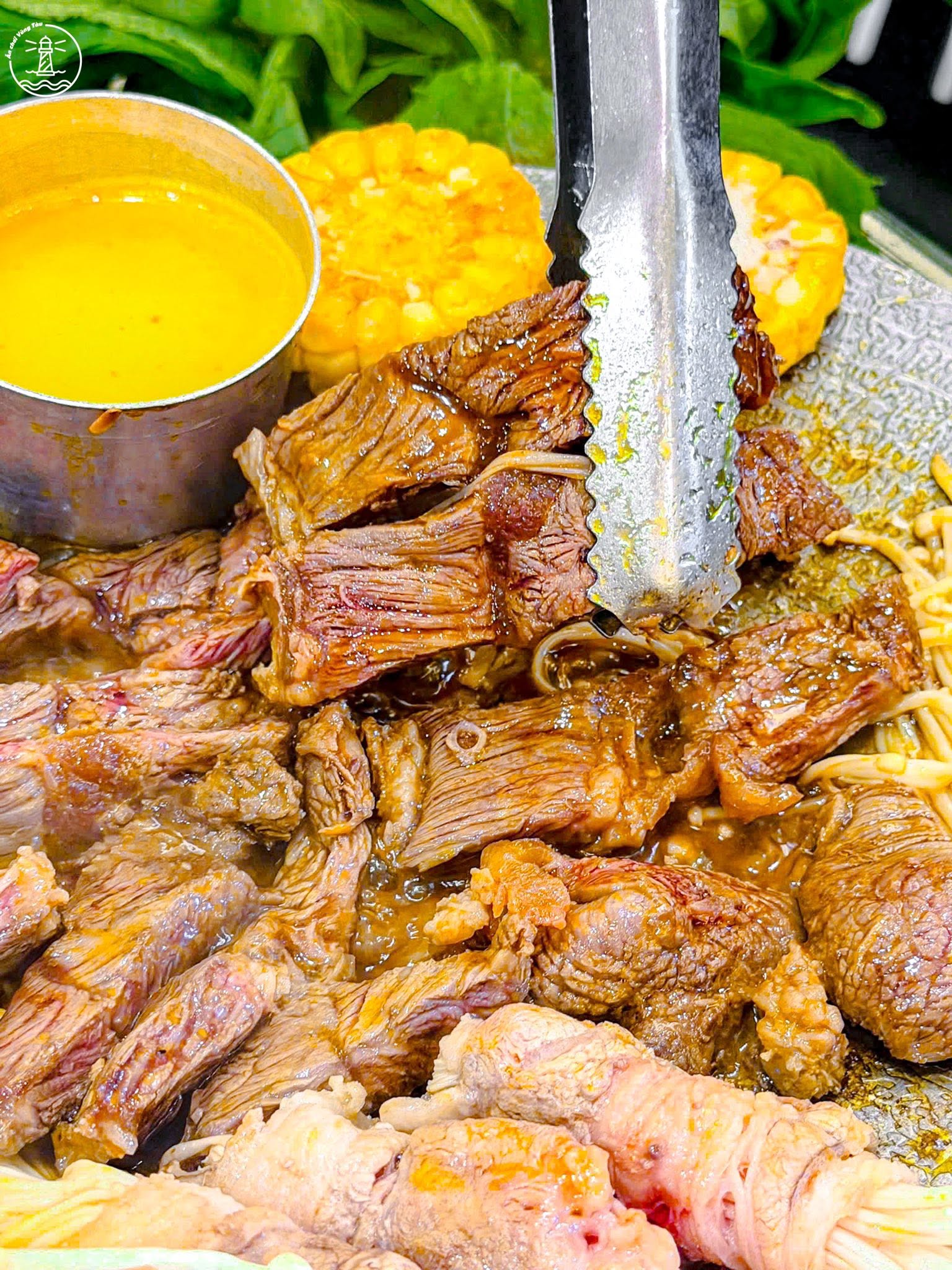 Lẩu bò nồi đất Khô & Bia Vũng Tàu và tảng bò sốt trứng muối - hình 7