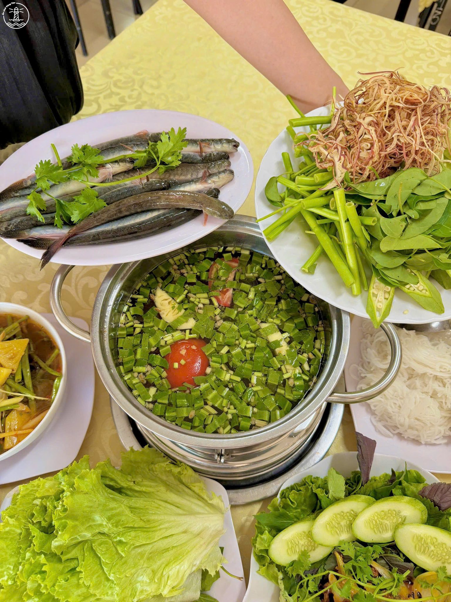 Lẩu tôm 5 Ri Vũng Tàu - Điểm hẹn ăn nhậu chuẩn vị phố biển - hình 2