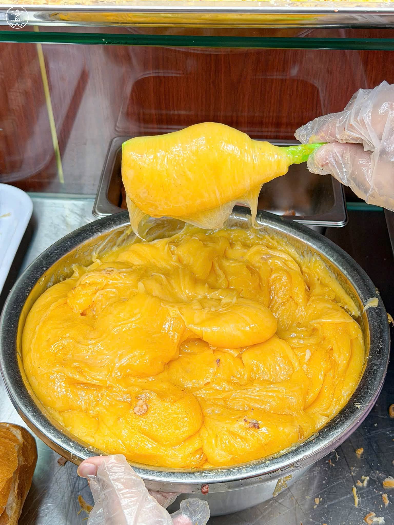 Bánh mì Bà Huynh Vũng Tàu: Hương vị Sài Gòn giữa phố biển - hình 6