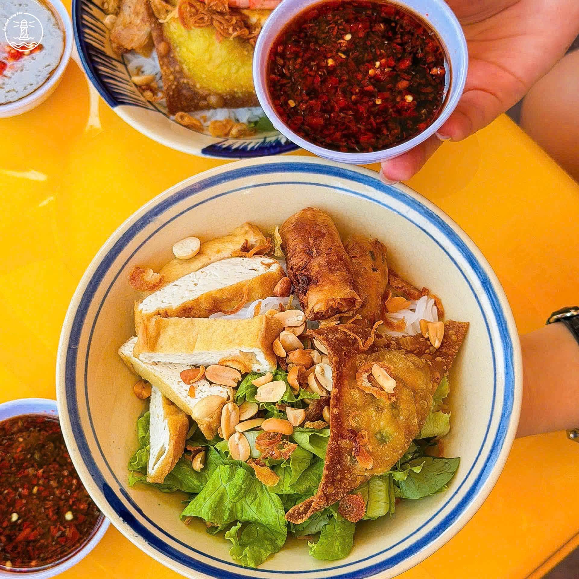 Bún Nước Tương Chan Chan Vũng Tàu: Vị Ngon Mộc Mạc Giá Bình Dân - hình 2
