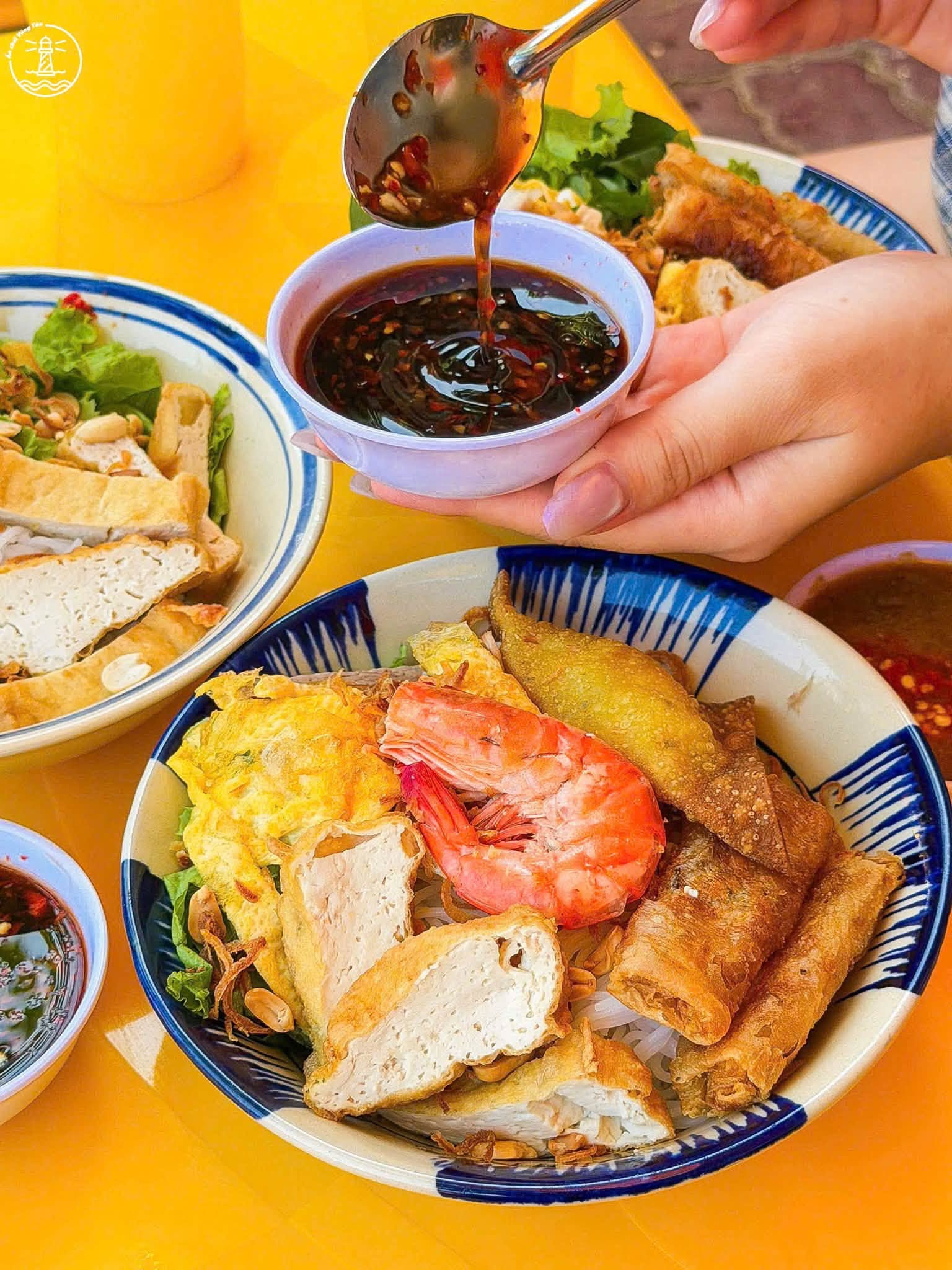 Bún Nước Tương Chan Chan Vũng Tàu: Vị Ngon Mộc Mạc Giá Bình Dân - hình 4