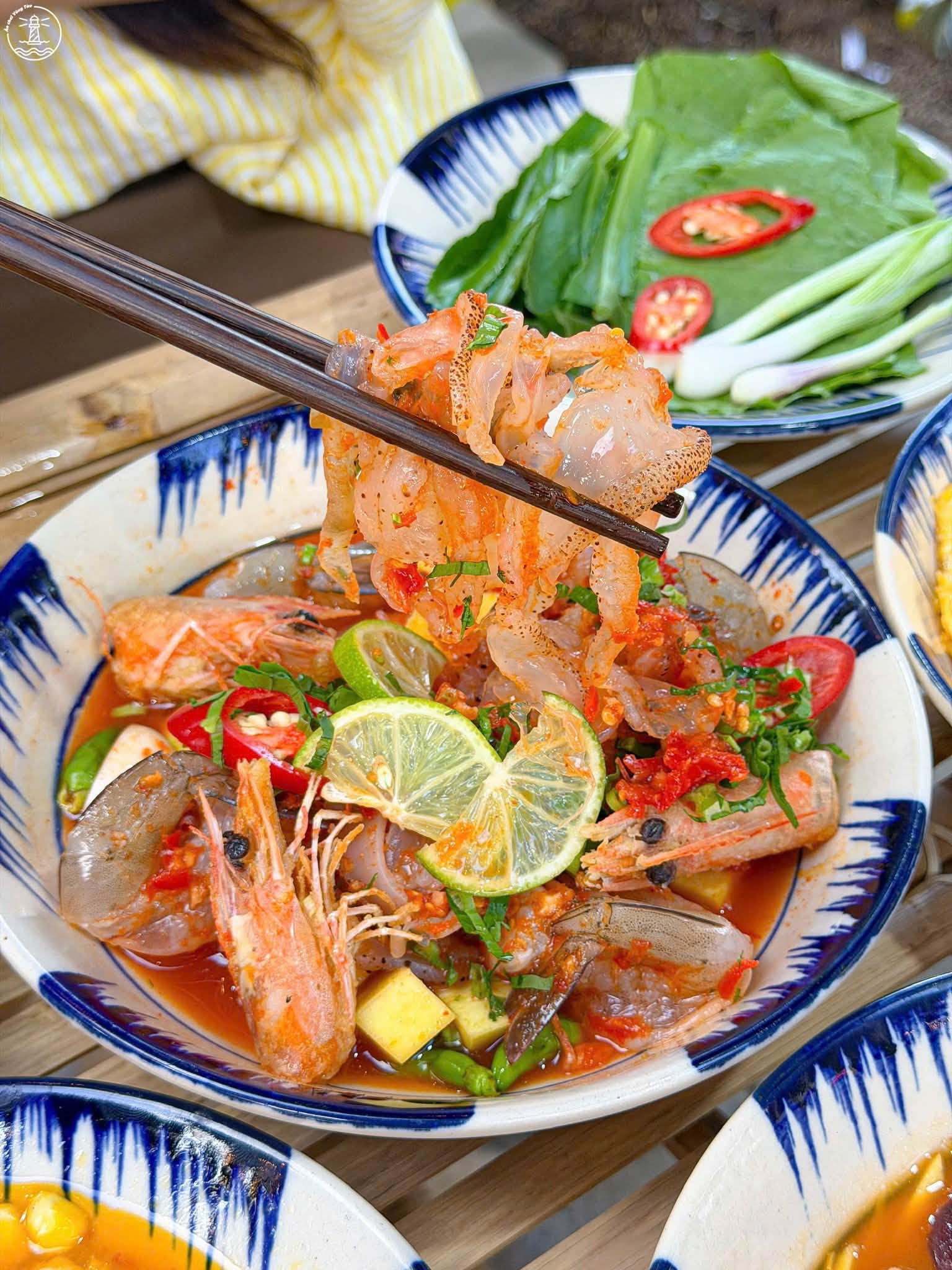 Link Ốc Vũng Tàu review chi tiết menu hải sản và không gian chill - hình 4