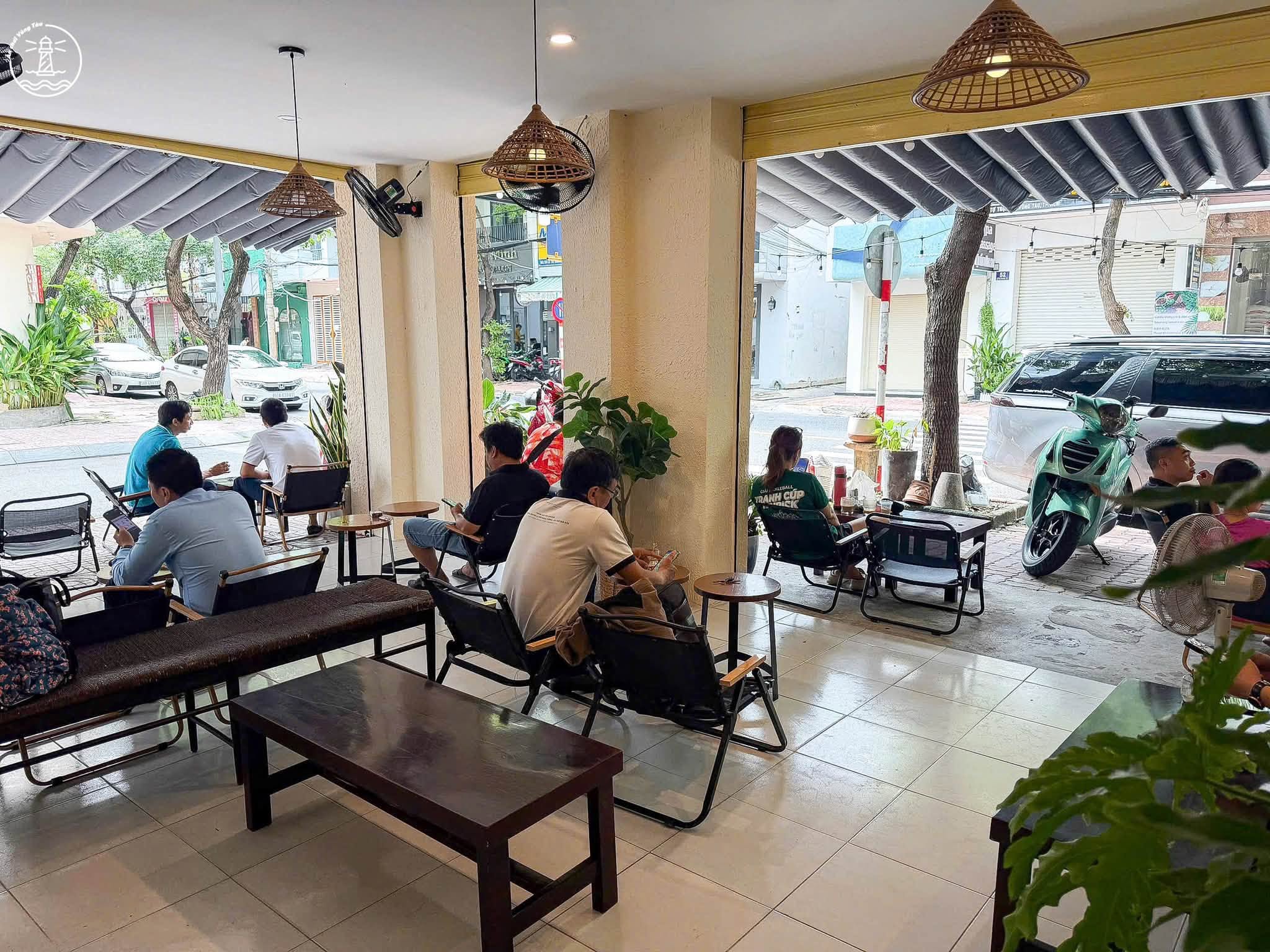 Tiệm Cà Phê Muối Lý Tự Trọng: Góc Local Bình Yên Giữa Phố Thị - hình 3