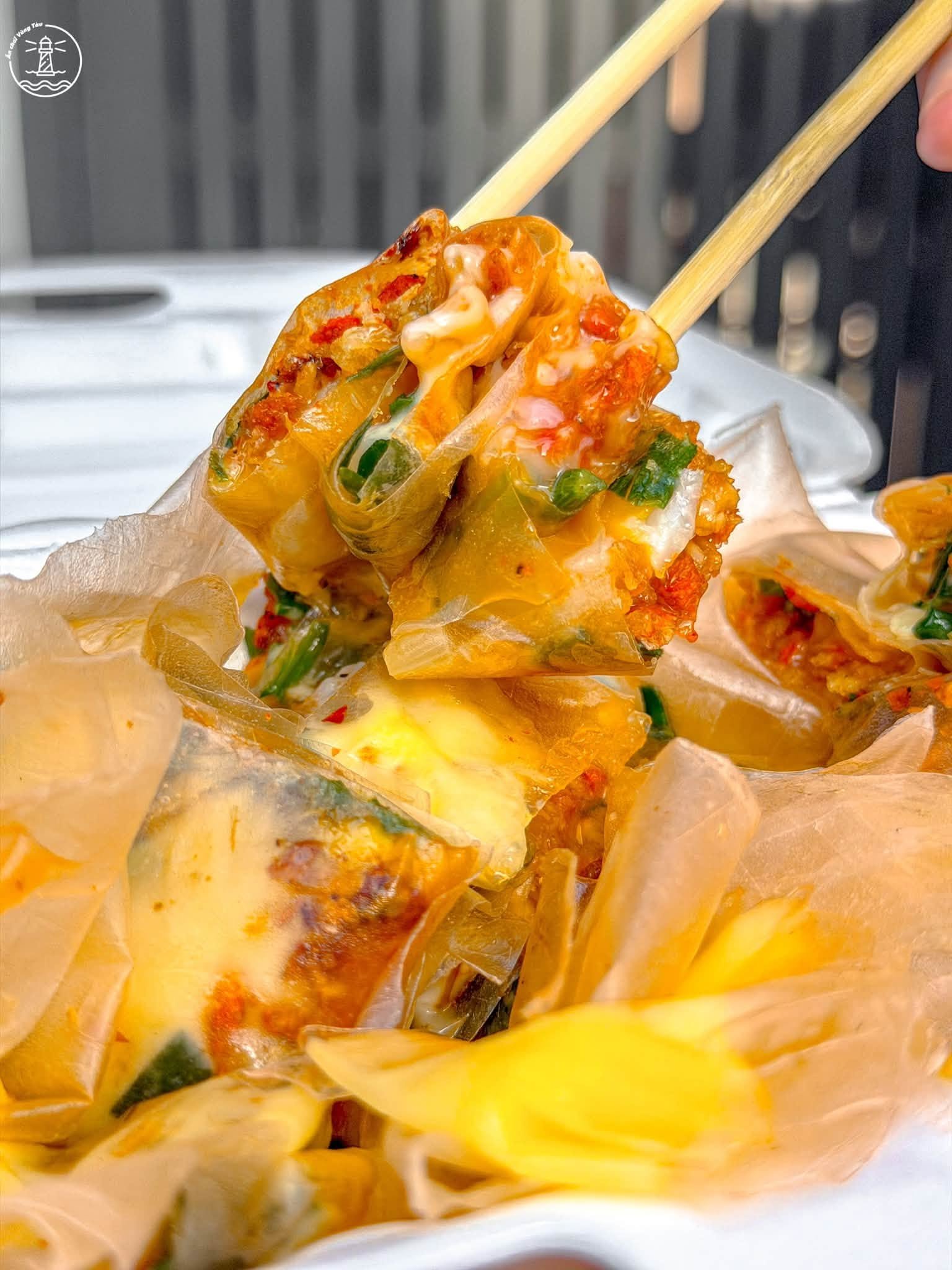 Bánh tráng cô Mai Vũng Tàu và hương vị trứng lòng đào tuổi thơ - hình 5
