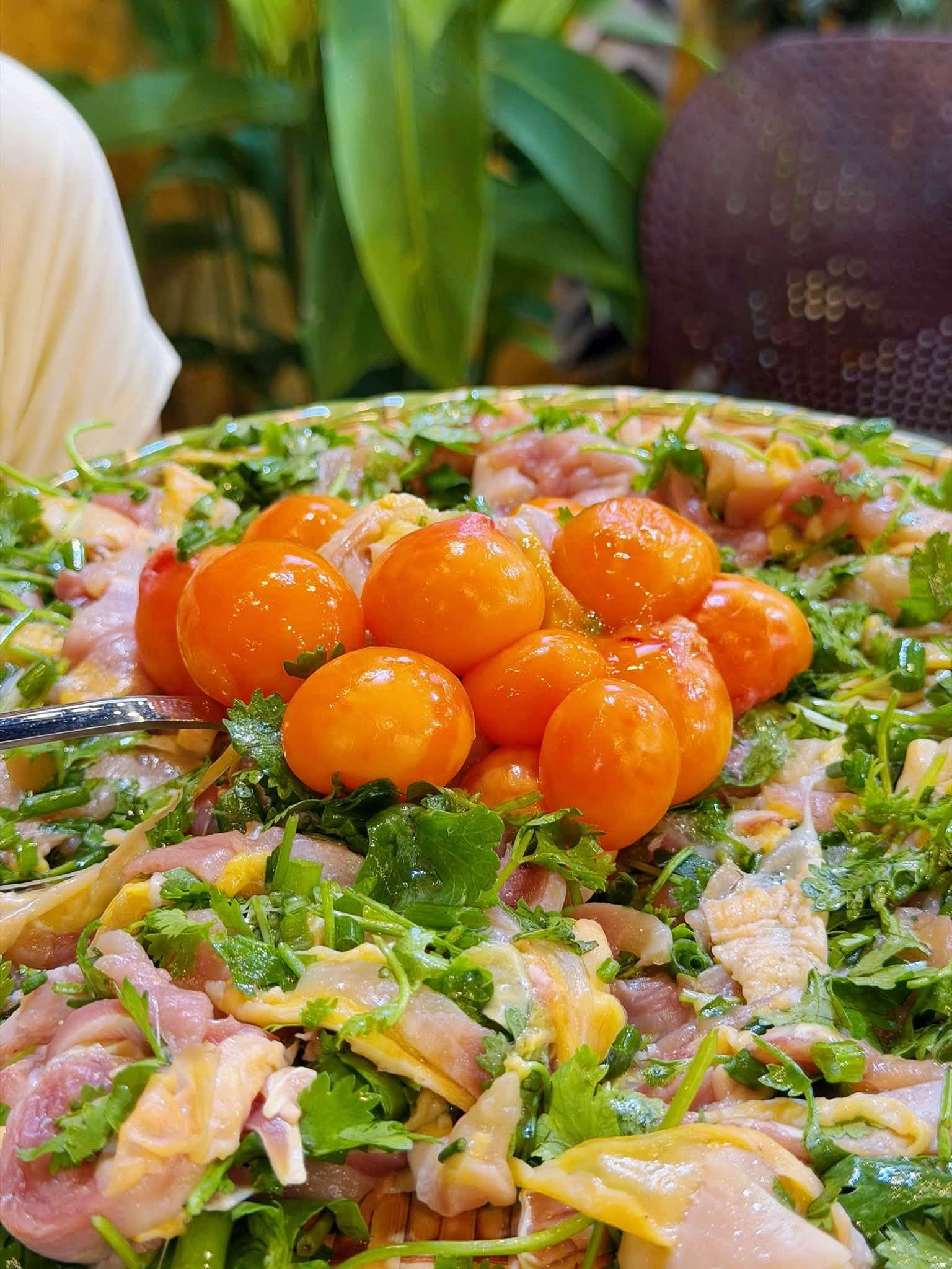 Cơm Gà Thống Nhất Vũng Tàu: Thưởng Thức Gà Tươi Và Lẩu Đặc Sắc - hình 9