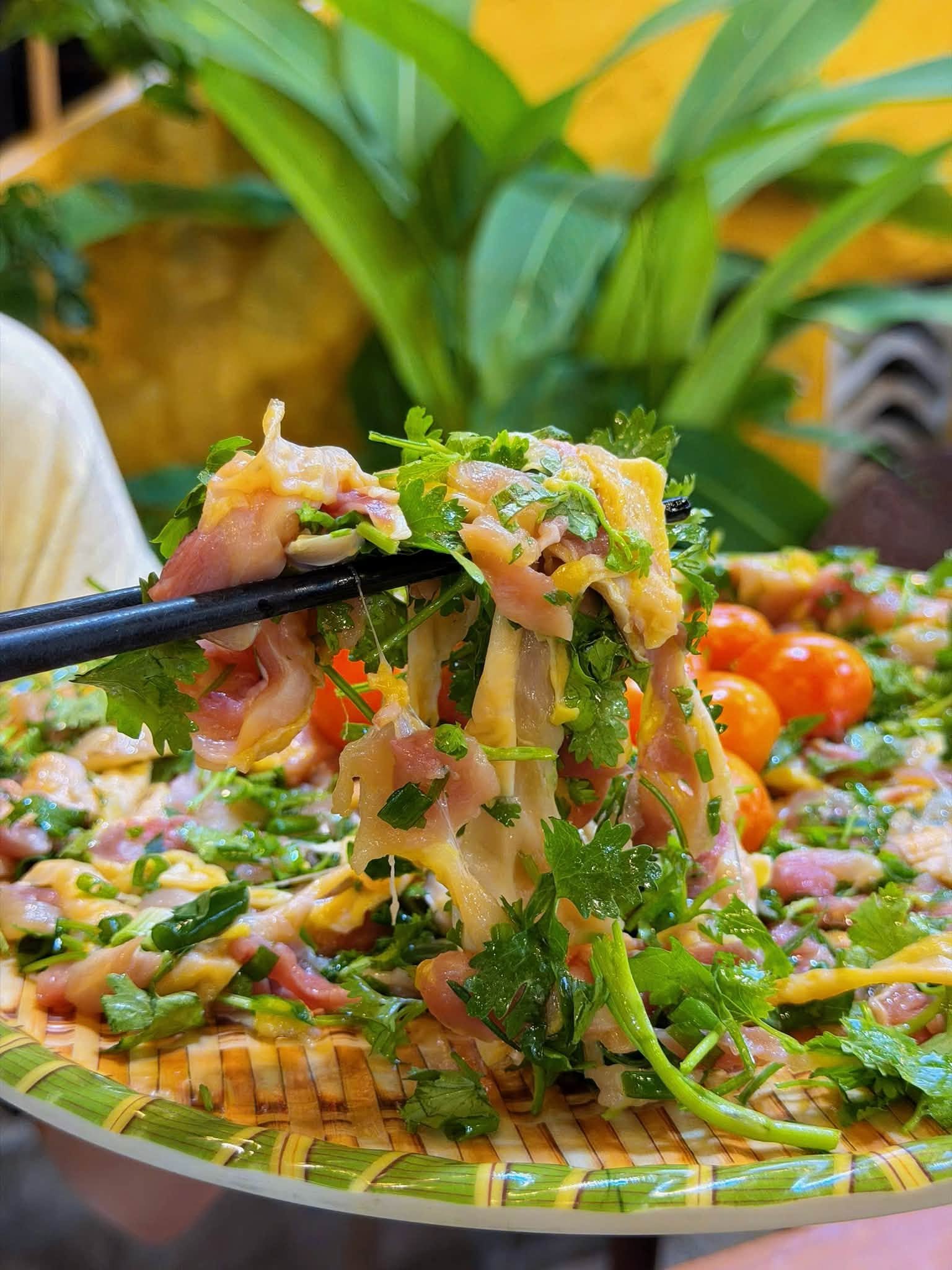 Cơm Gà Thống Nhất Vũng Tàu: Thưởng Thức Gà Tươi Và Lẩu Đặc Sắc - hình 10