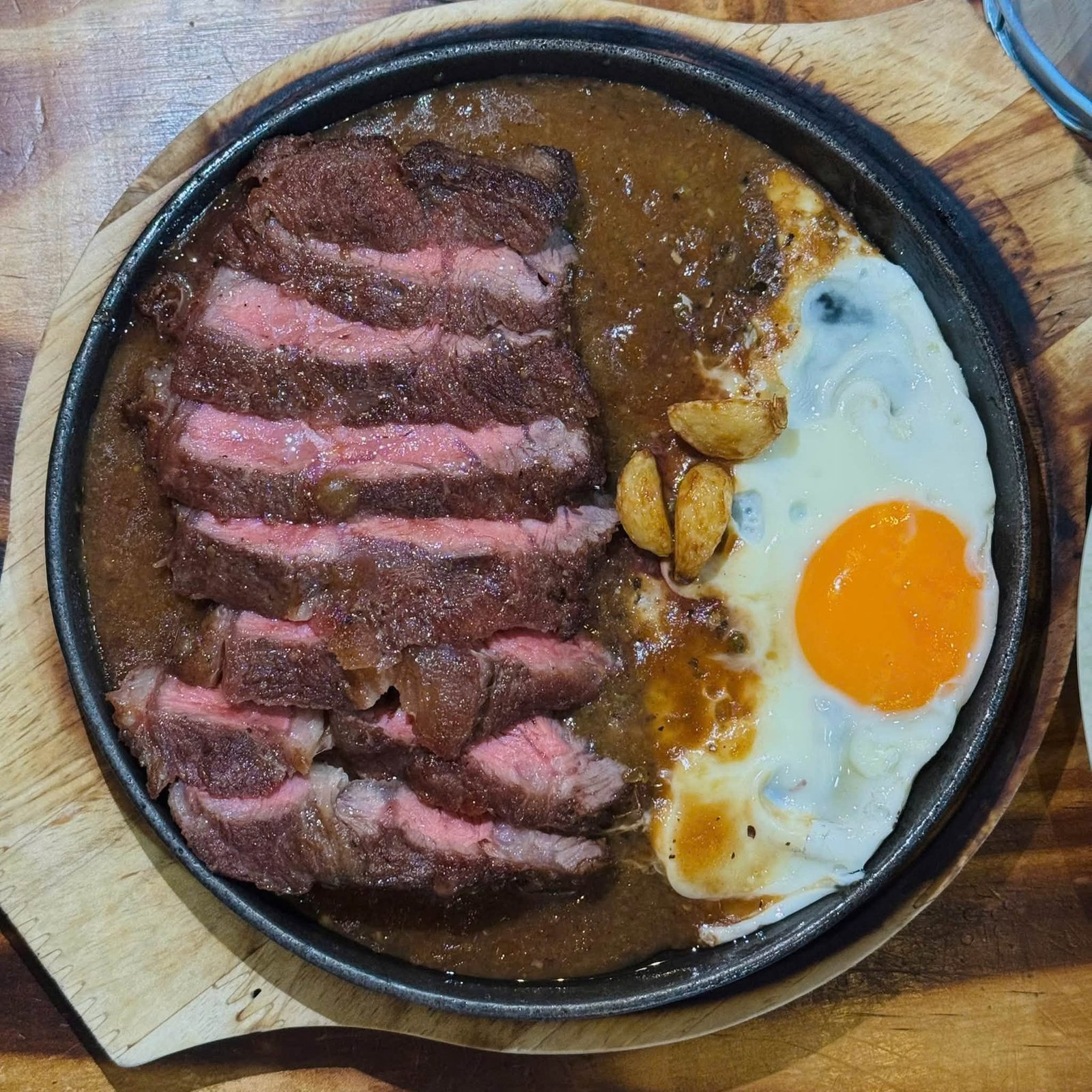 Steak Việt Vũng Tàu: Bít tết bò Mỹ giá bình dân cho fan One Piece - hình 10