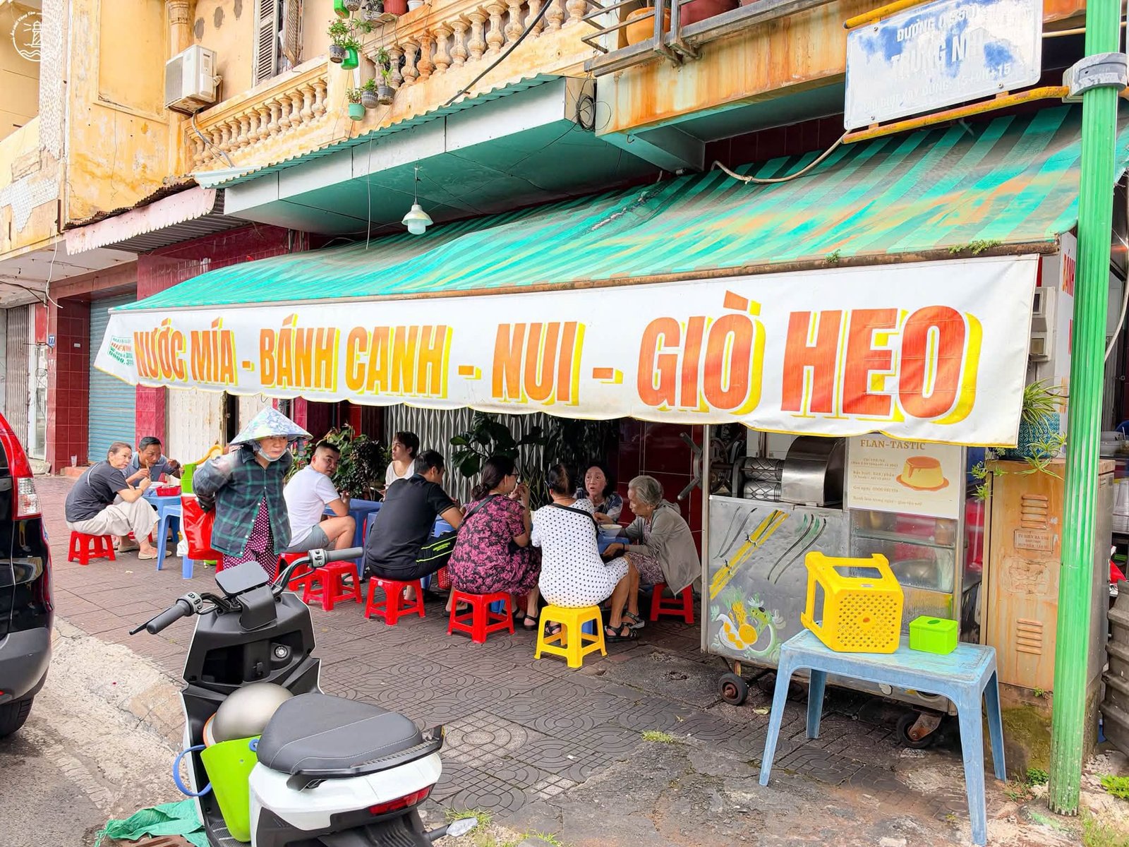 Bánh canh giò heo 81 Trưng Nhị: Vị ngon bình dân 30 năm Vũng Tàu - hình 8