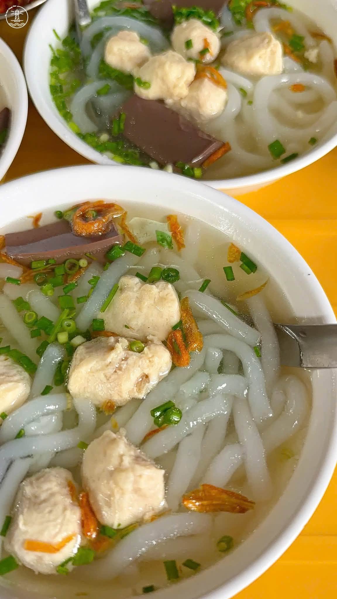 Bánh canh giò heo 81 Trưng Nhị: Vị ngon bình dân 30 năm Vũng Tàu - hình 5