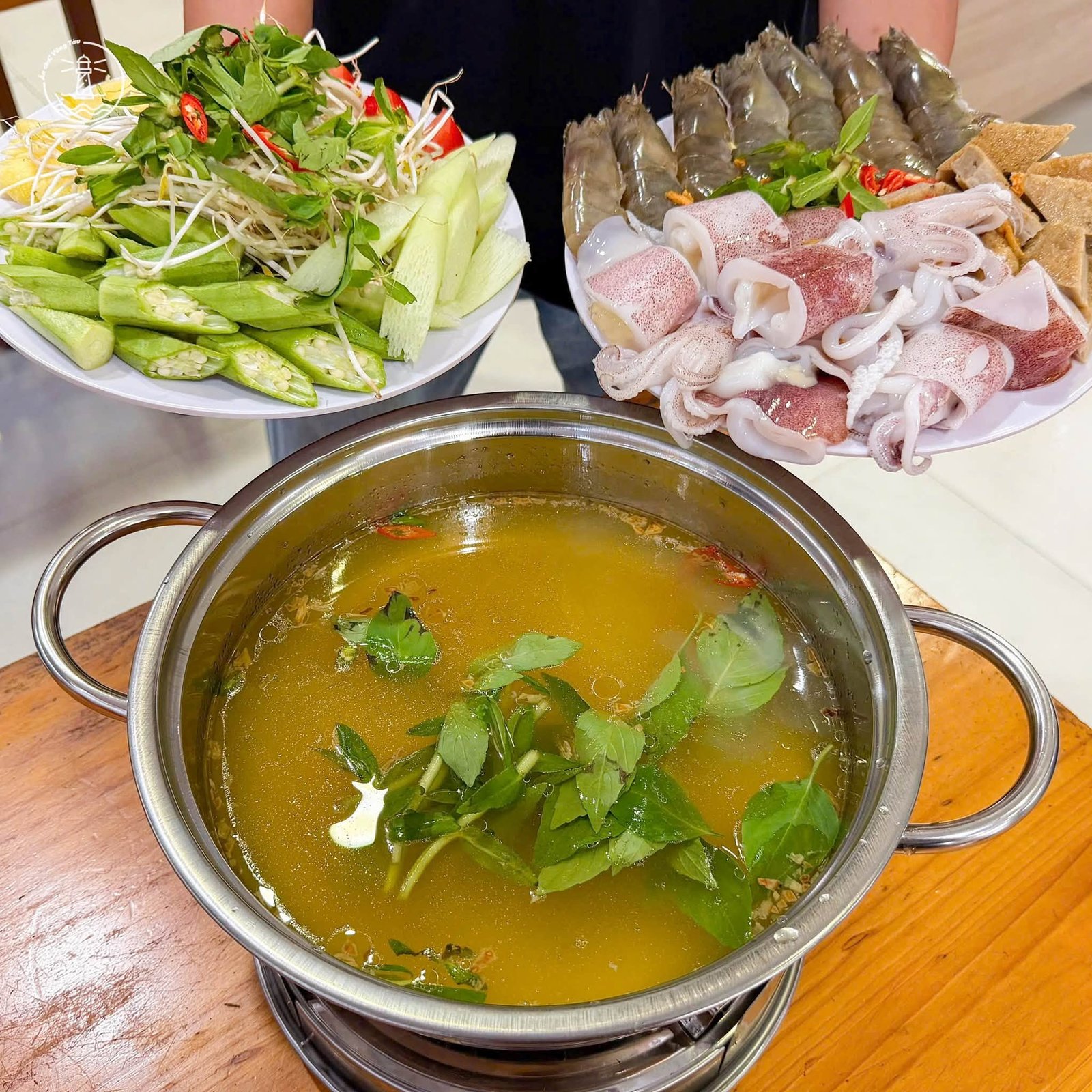 Bánh Khọt Quỳnh Vũng Tàu: Thử gà nướng lu và lẩu gà đậm vị - hình 14